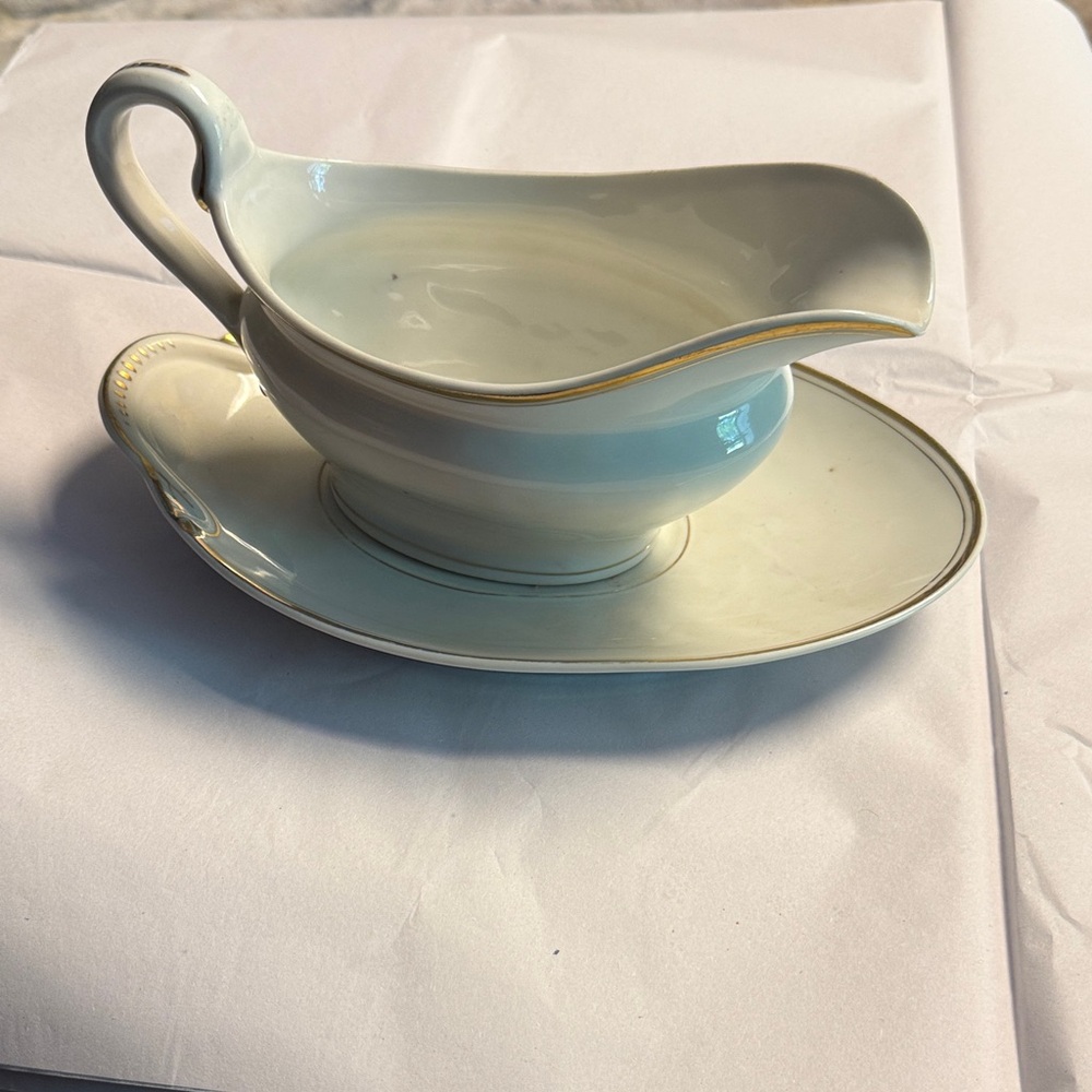 Classic White Porcelain Gravy Boat with unattached Underplate